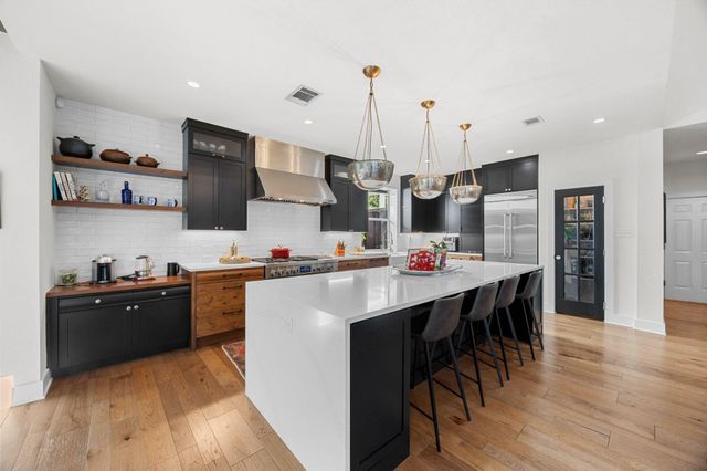 2301 Horn LN, Austin, TX 78703
