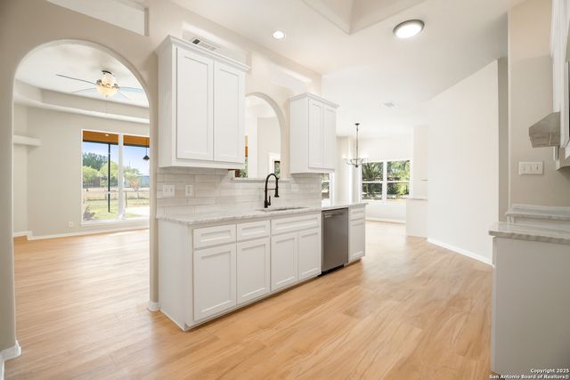 1911 Fm 1516, China Grove, TX 78263