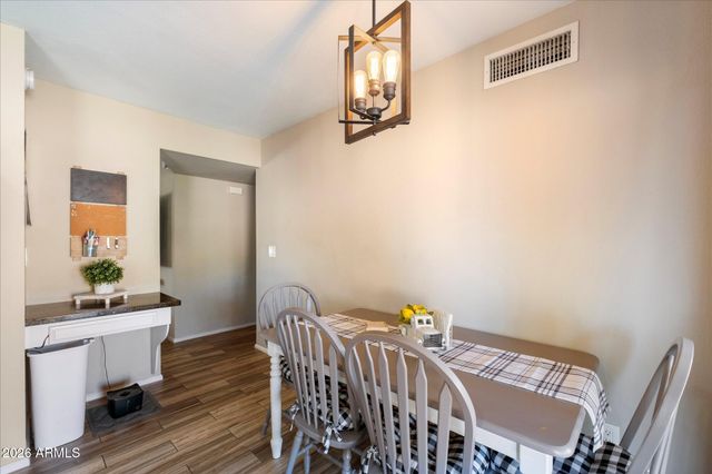 10610 S 42ND Place, Phoenix, AZ 85044
