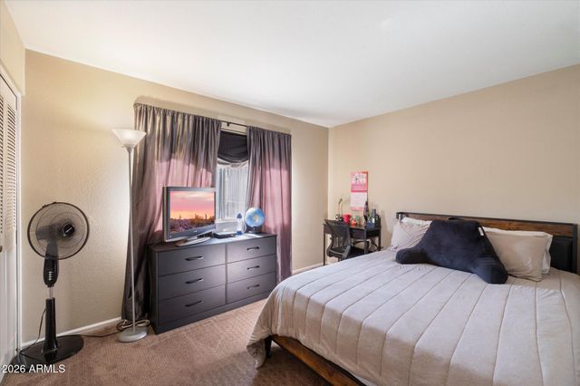 10610 S 42ND Place, Phoenix, AZ 85044