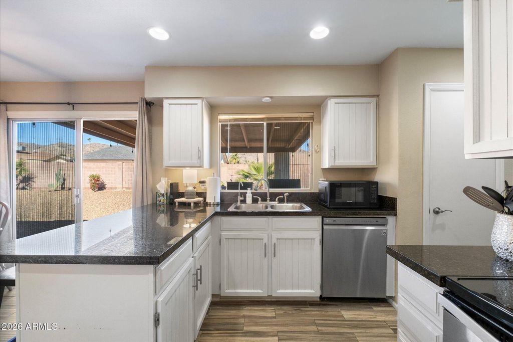 10610 S 42ND Place, Phoenix, AZ 85044 — photo 4