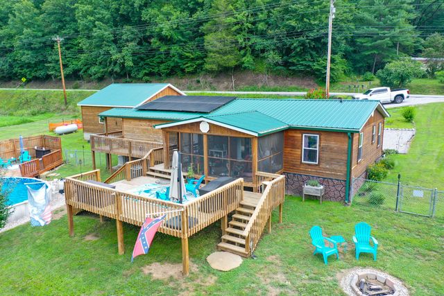 4264 1482 Highway, Oneida, KY 40972