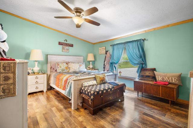 4264 1482 Highway, Oneida, KY 40972