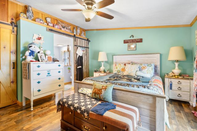 4264 1482 Highway, Oneida, KY 40972