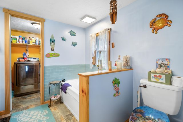 4264 1482 Highway, Oneida, KY 40972