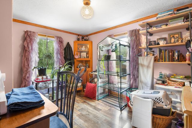 4264 1482 Highway, Oneida, KY 40972