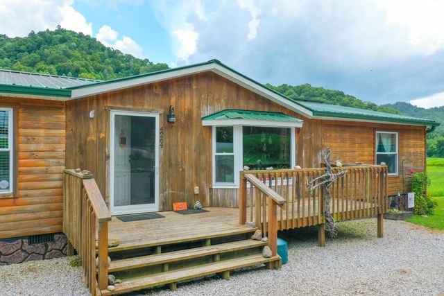 4264 1482 Highway, Oneida, KY 40972