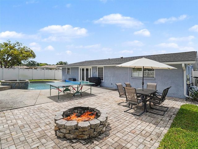 222 MALVERN DRIVE, Venice, FL 34293