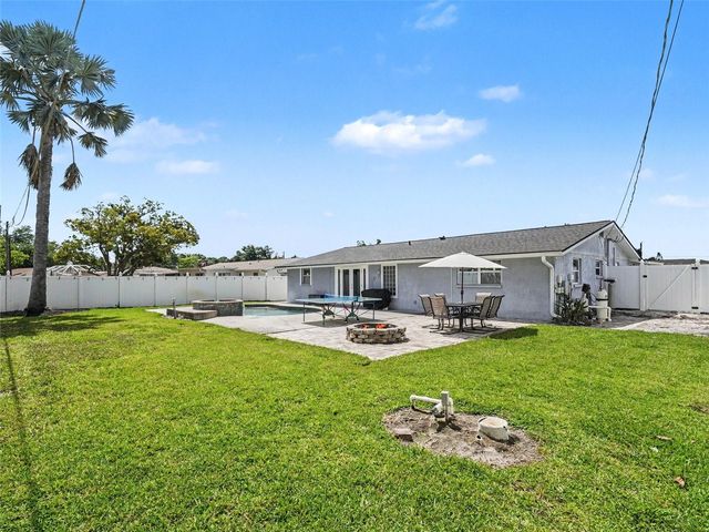 222 MALVERN DRIVE, Venice, FL 34293