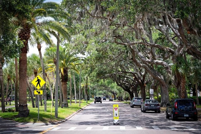 222 MALVERN DRIVE, Venice, FL 34293
