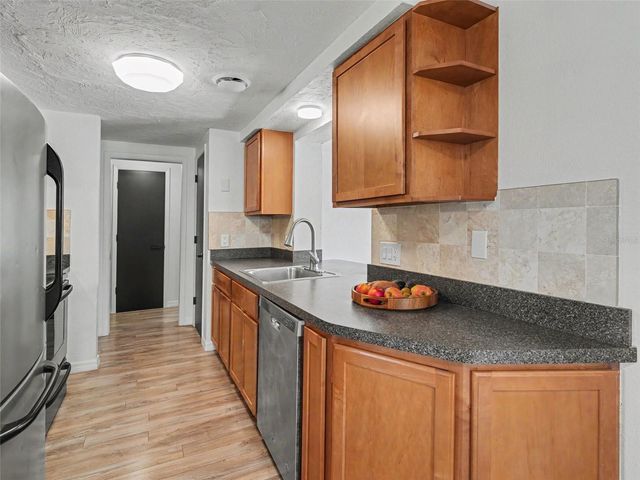 222 MALVERN DRIVE, Venice, FL 34293