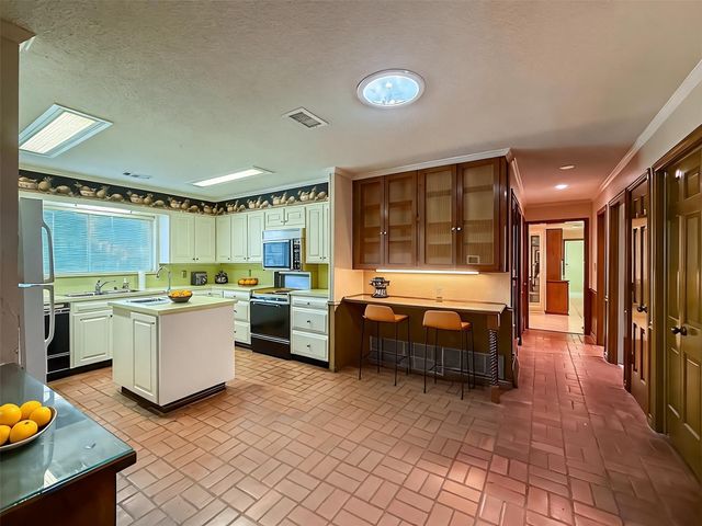 13001 Stonebridge Road, Argyle, TX 76226
