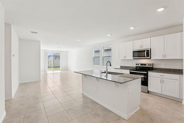 886 SAND SEA PLACE, Haines City, FL 33844