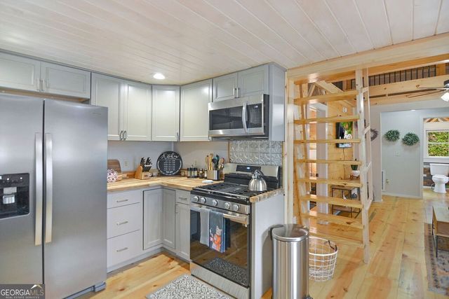 165 Corbin Hill Road, Ellijay, GA 30540