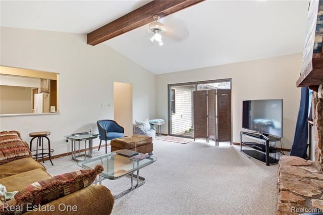 5431 Putnam Drive, West Bloomfield, MI 48323