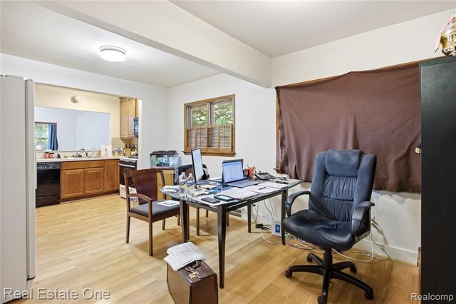 5431 Putnam Drive, West Bloomfield, MI 48323