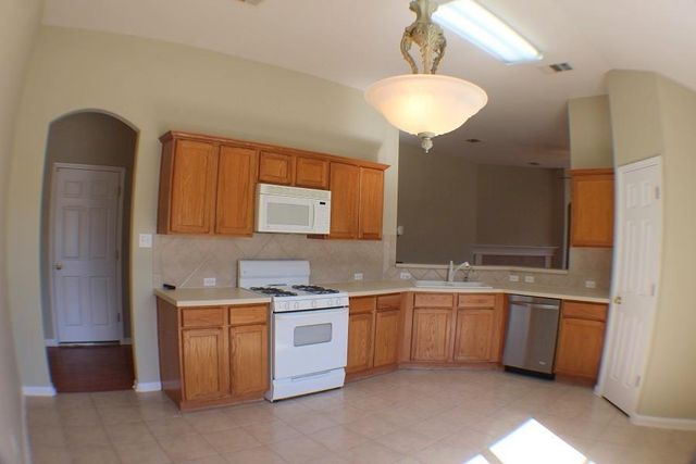 2200 Bakers WAY, Cedar Park, TX 78613
