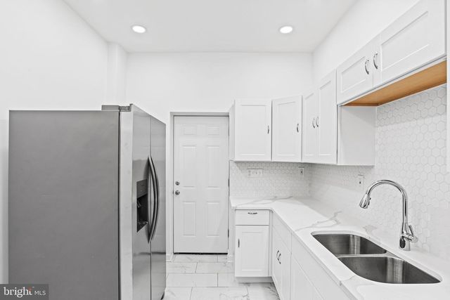 2214 N 6TH STREET, Harrisburg, PA 17110