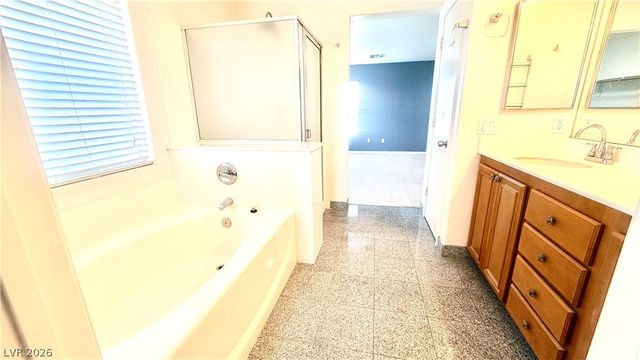 144 Temple Wood Court, Las Vegas, NV 89148