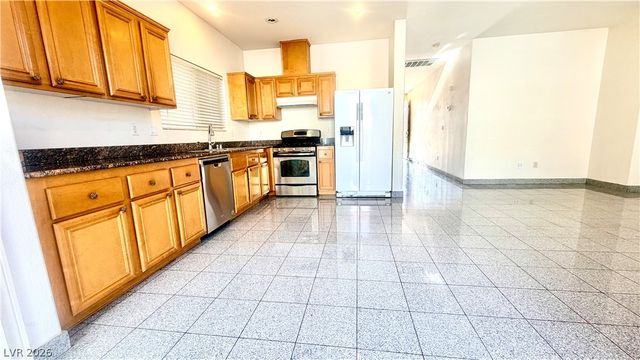 144 Temple Wood Court, Las Vegas, NV 89148