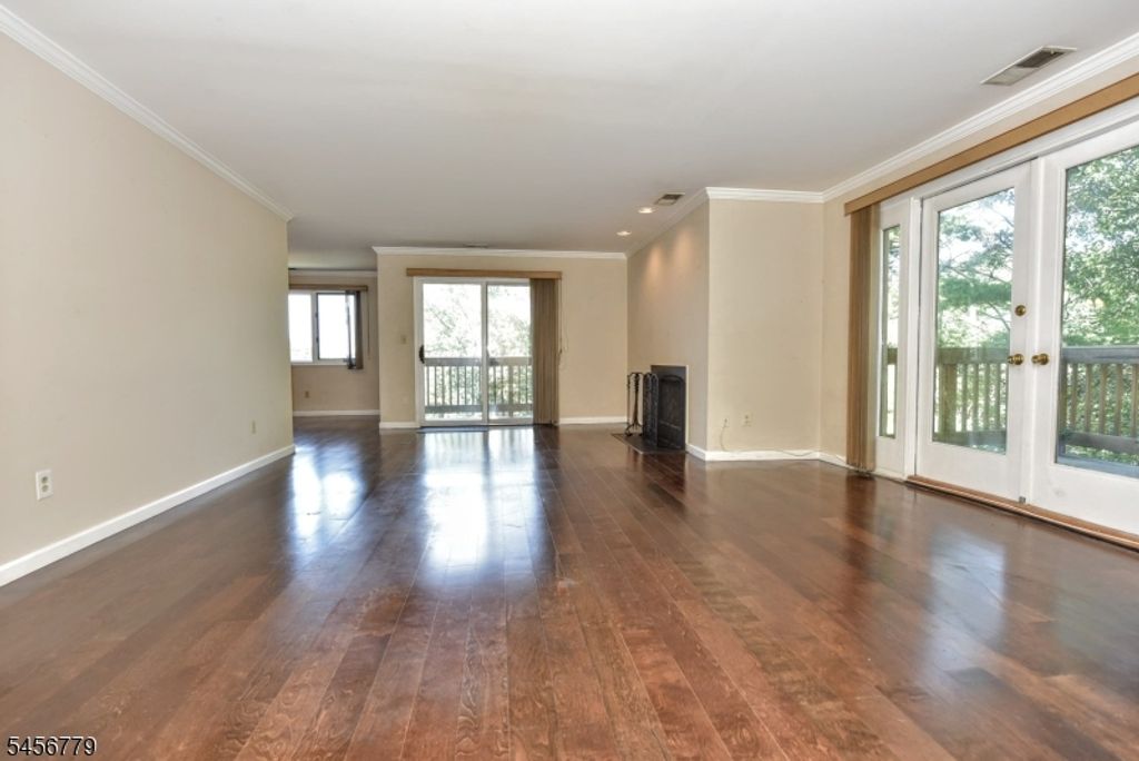 606 Skyline Dr, Haledon Boro, NJ 07508 — photo 5