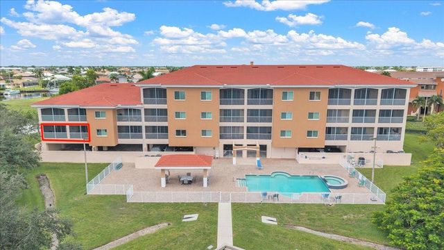 3322 PURPLE MARTIN DRIVE 127, Punta Gorda, FL 33950