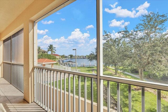3322 PURPLE MARTIN DRIVE 127, Punta Gorda, FL 33950