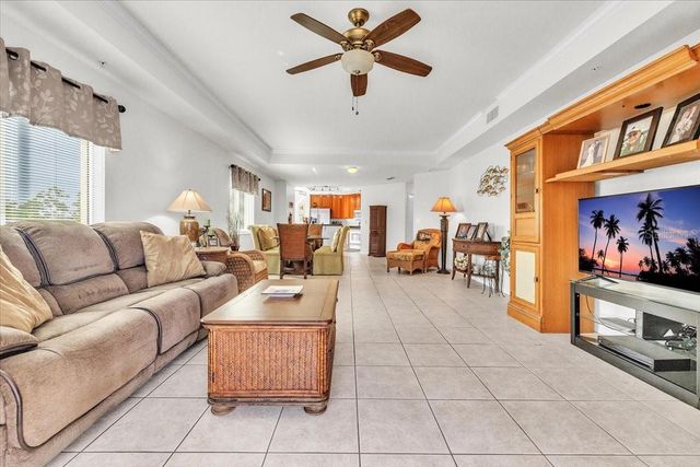 3322 PURPLE MARTIN DRIVE 127, Punta Gorda, FL 33950