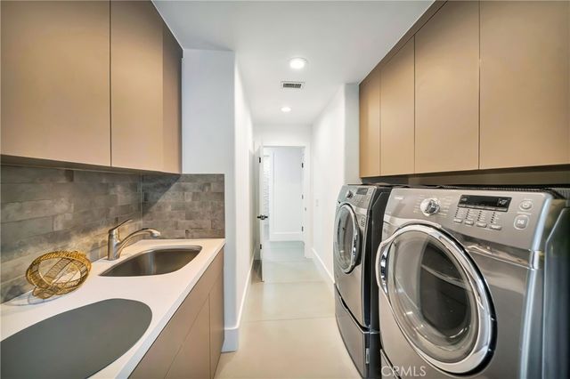 3793 Camino Codorniz, Calabasas, CA 91302