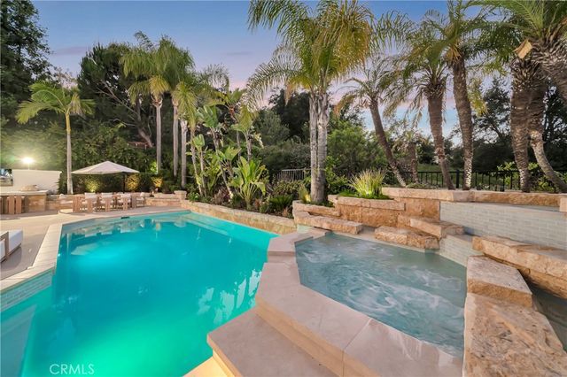 3793 Camino Codorniz, Calabasas, CA 91302