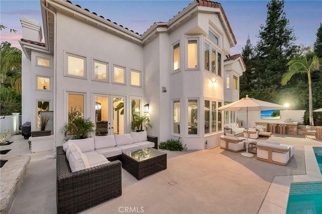 3793 Camino Codorniz, Calabasas, CA 91302