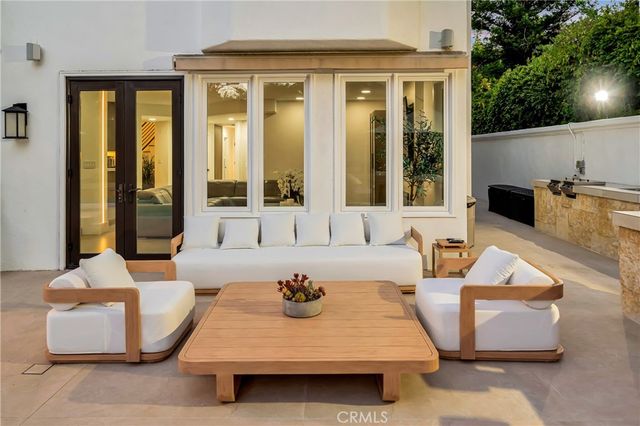 3793 Camino Codorniz, Calabasas, CA 91302