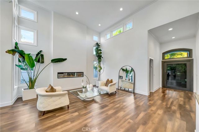 3793 Camino Codorniz, Calabasas, CA 91302