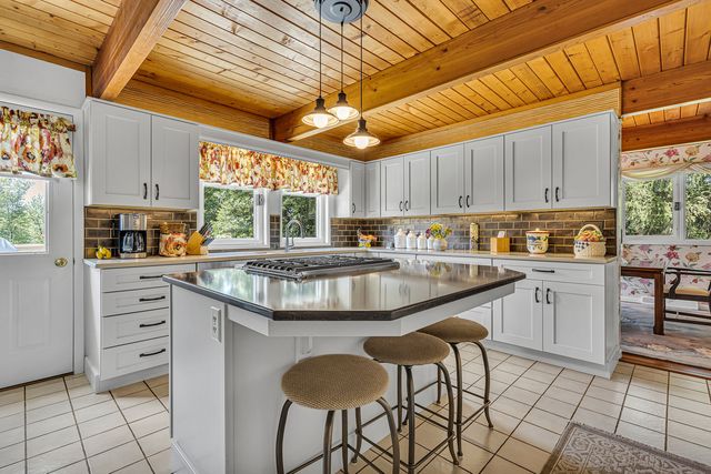 2 Pleasant Grove Drive DRIVE, Patterson Twp, PA 15010