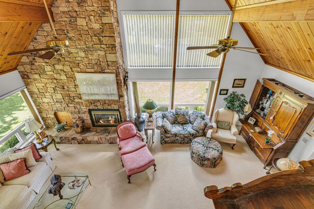 2 Pleasant Grove Drive DRIVE, Patterson Twp, PA 15010
