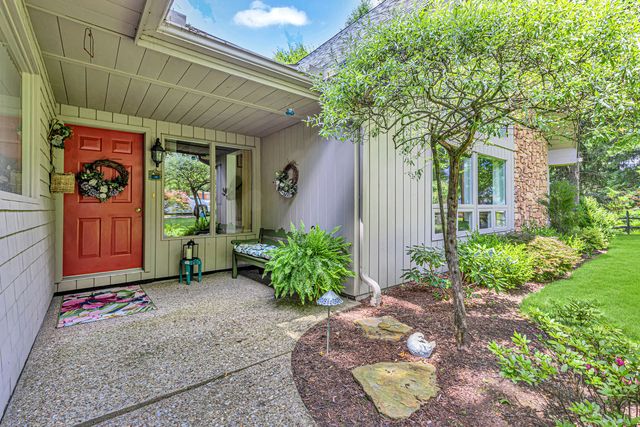 2 Pleasant Grove Drive DRIVE, Patterson Twp, PA 15010