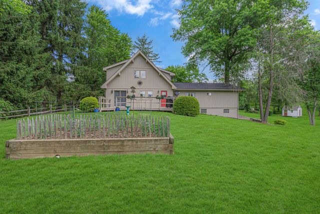 2 Pleasant Grove Drive DRIVE, Patterson Twp, PA 15010