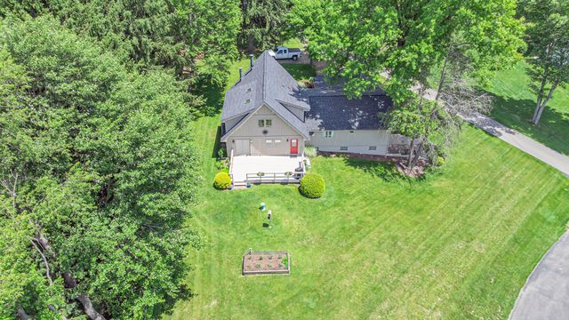 2 Pleasant Grove Drive DRIVE, Patterson Twp, PA 15010