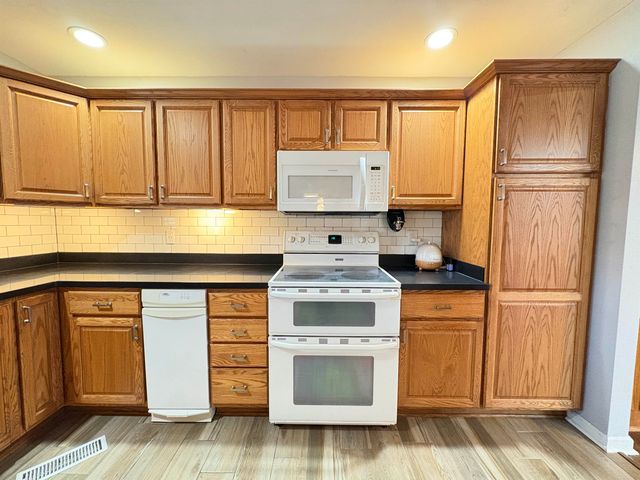 137 Rainbow Drive, Hardy, AR 72542