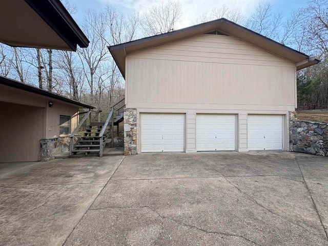 137 Rainbow Drive, Hardy, AR 72542