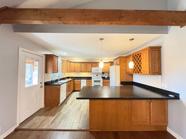 137 Rainbow Drive, Hardy, AR 72542