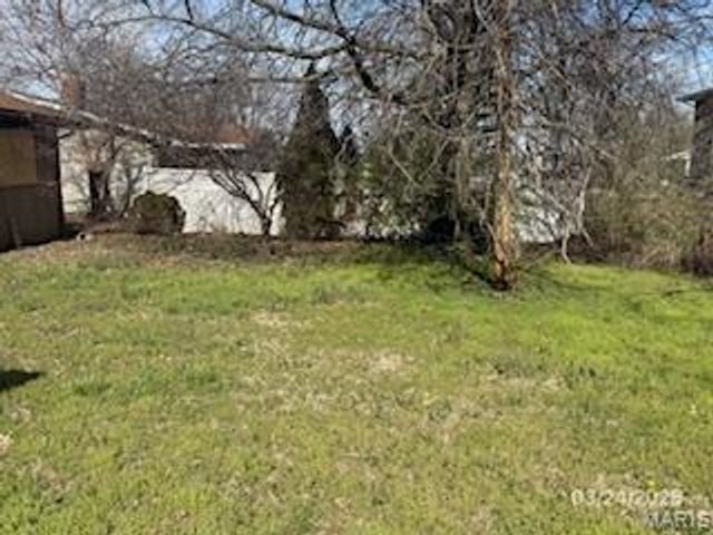 1215 Julie Avenue, Cahokia, IL 62206