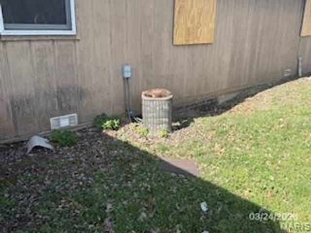 1215 Julie Avenue, Cahokia, IL 62206