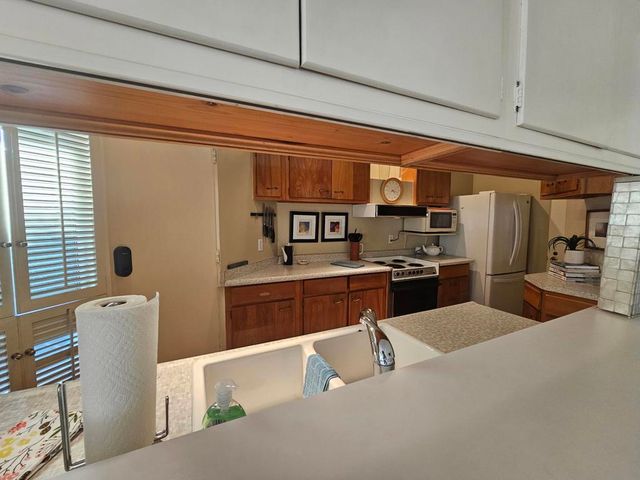 37800 Da Vall Drive 12, Rancho Mirage, CA 92270