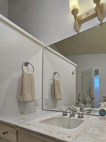 37800 Da Vall Drive 12, Rancho Mirage, CA 92270