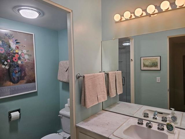 37800 Da Vall Drive 12, Rancho Mirage, CA 92270