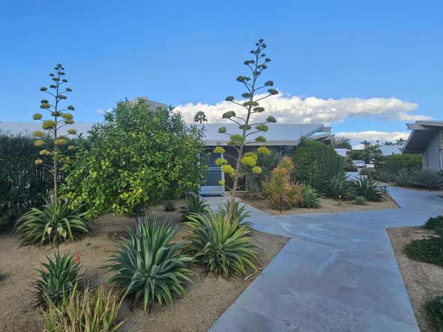 37800 Da Vall Drive 12, Rancho Mirage, CA 92270