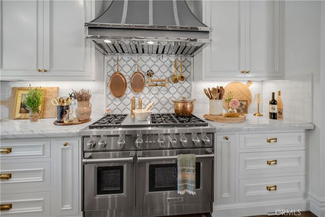 5558 Hoback Glen Road, Hidden Hills, CA 91302