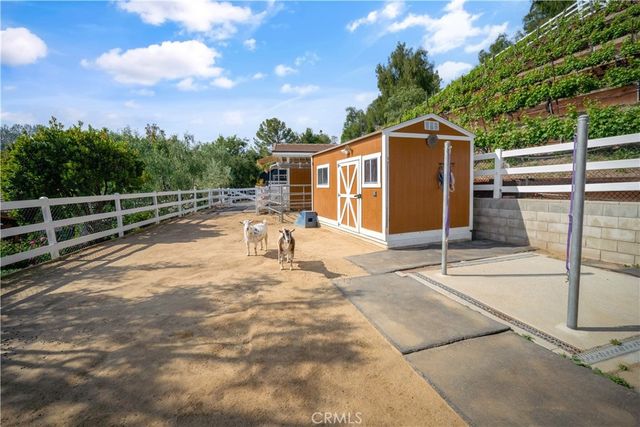 5558 Hoback Glen Road, Hidden Hills, CA 91302