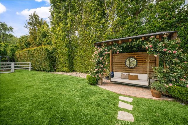 5558 Hoback Glen Road, Hidden Hills, CA 91302